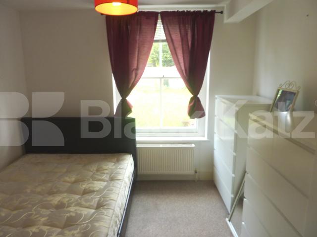 			NEW INSTRUCTION!, 2 Bedroom, 1 bath, 1 reception Flat			 Brecknock Road, TUFNELL PARK